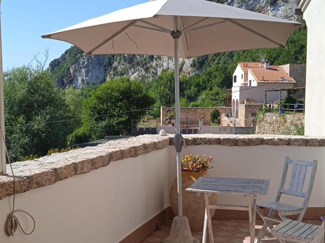 B&B Rubando Le Nuvole Orco Feglino Exteriér fotografie